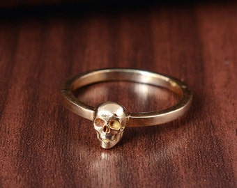 Brass Skull Ring, Dainty Skull Ring, Skull Stacking Ring, Tiny Skull Ring, Skull Jewelry, Boho Ring, Gothic Ring, Midi Ring, Memento Mori