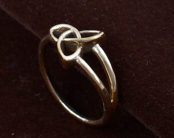 Trinity Knot Ring, Celtic Triquetra Ring, Celtic Symbols, Gold Celtic Ring, Brass Celtic Jewelry, Celtic Ring, Unique Ring, Gift for Her