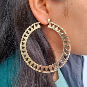 Brincos de argola dourados, brincos de argola grandes, brincos de argola redondos e infinitos, brincos de argola extragrandes, brincos de argola dourados.