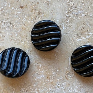 10 vintage glass buttons