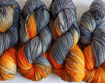 Hand-dyed sock yarn "Robin" 6-ply