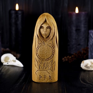Vár goddess statue, wooden statue, Custom norse god statue, viking statue, norse figurine, Vár  viking goddess, norse gods statues