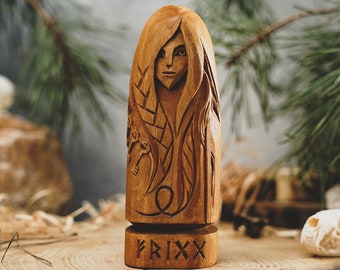 Wooden FRIGG statue, viking statue, pagans, norse paganism, norse pantheon, allfather, hand carved statue, viking gift, custom statue