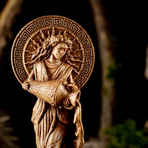 Roman goddess statue
