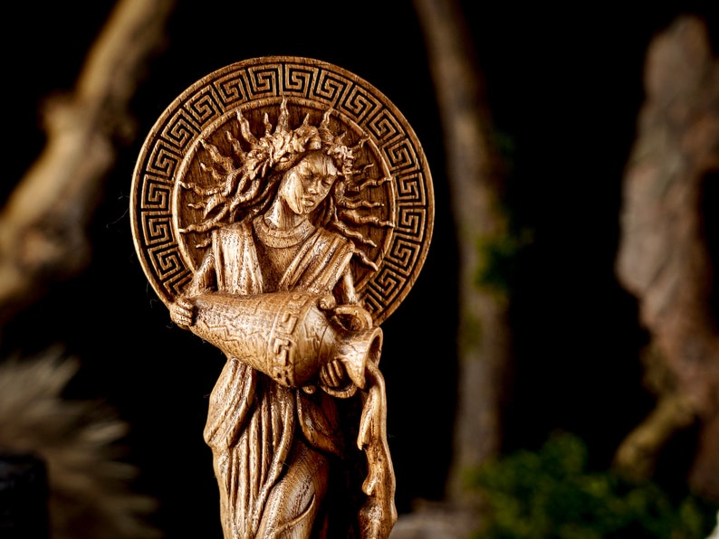 Roman goddess statue