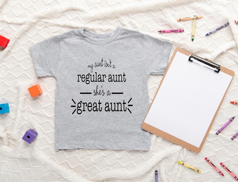 Great Aunt Baby Onesie®, My Aunt Isn't A Regular Onesie® For Baby, Great Aunt Bodysuit For Birthday, Birthday Baby Bild 3