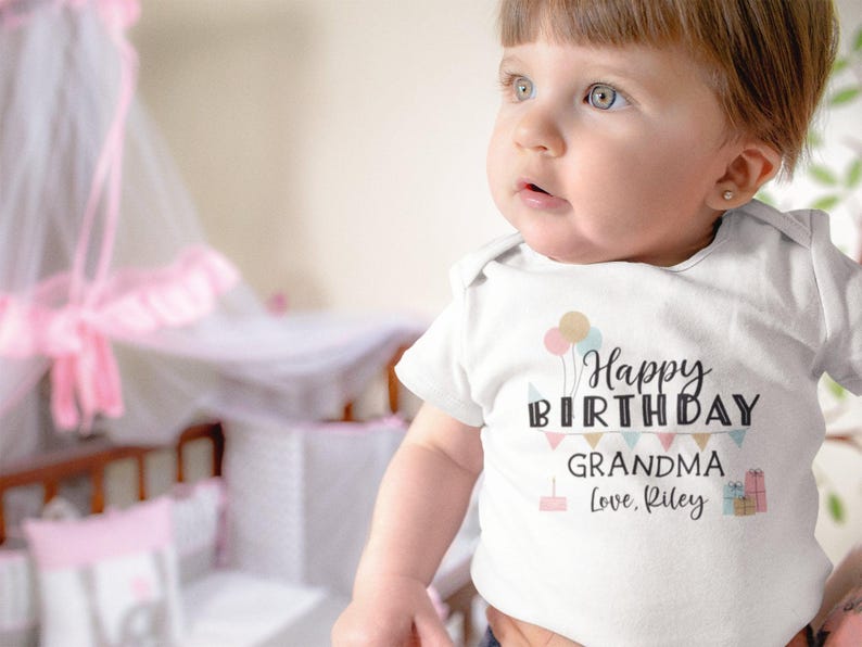 Happy Birthday Grandma Onesie®, Grandma Birthday Shirt, Grandma Baby Clothes, Birthday Present Onesie®, Unisex Baby Clothes, Grandma Onesie® Bild 4