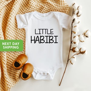 Little Habibi Onesie®, Muzułmański Baby Onesie®, Arabskie body niemowlęce, Uroczy muzułmański prezent dla dziecka, Mój kochany strój