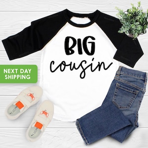 Kindershirt grote neef, kindershirt grote neef, nieuw shirt grote neef, schattige raglan grote neef, aankondiging Big Cousin Onesie®