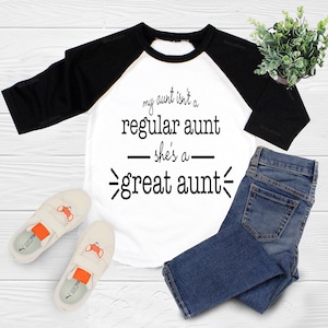 Great Aunt Baby Onesie®, My Aunt Isn't A Regular Onesie® For Baby, Great Aunt Bodysuit For Birthday, Birthday Baby Bild 6