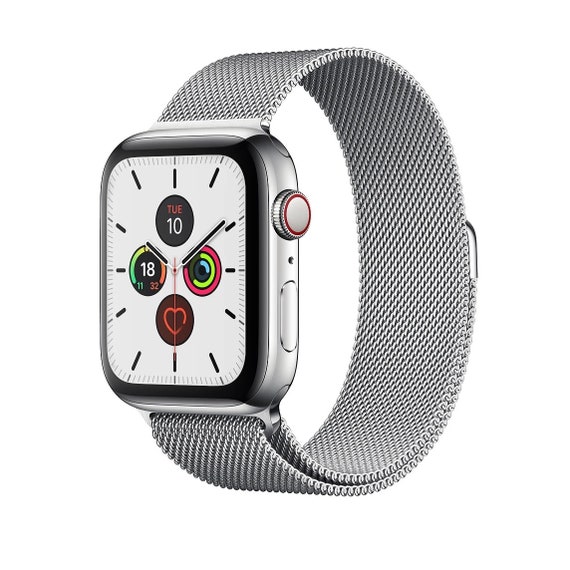 apple watch with milanese loop
