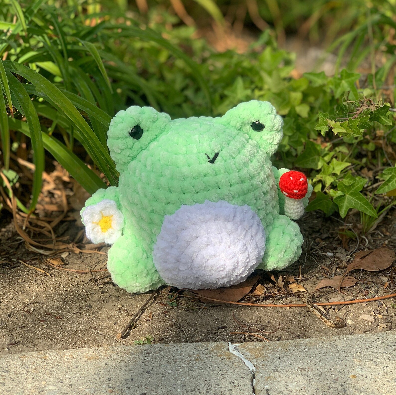 Crochet Frog With Mushroom and Flower Etsy