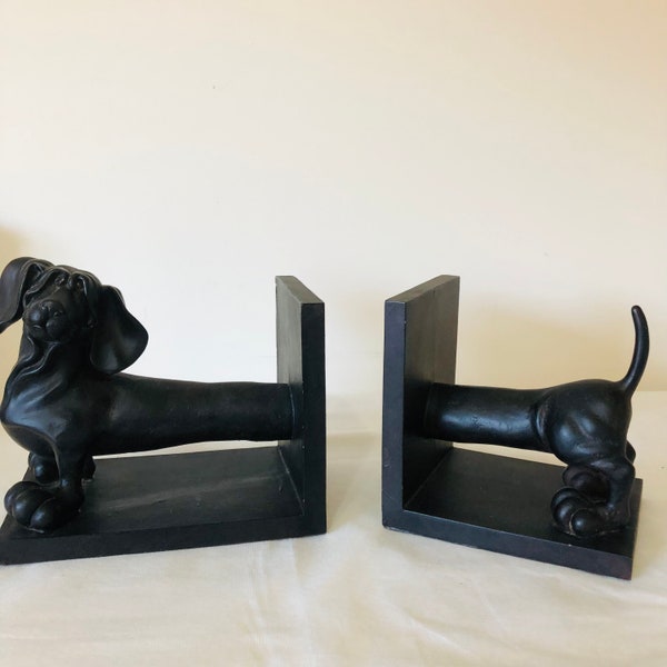 Dachshund breed of Dog Bookend