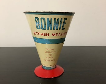 Bonnie Kitchen Measuring Cup