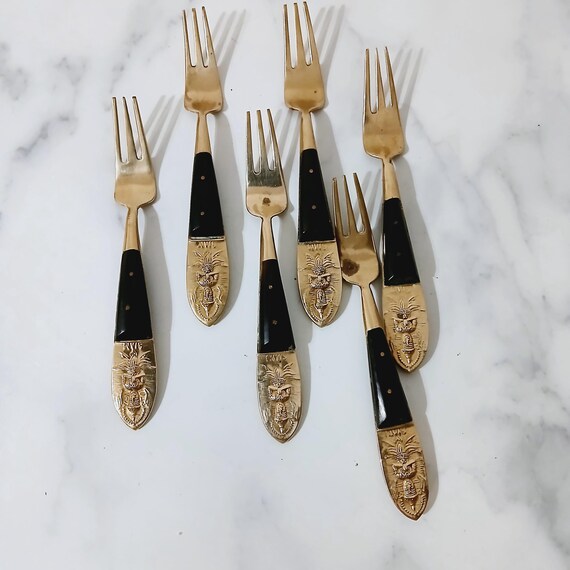 What is the fair market value of a Siam Thai brass and rosewood cutlery set