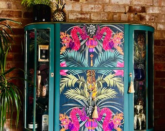 Drinks Cabinet - Bureau - Desk - Cupboard