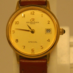 Golden Rock, Swiss, 24k gold Plated, Hardness Crystal, Water Resistant, Women Wristwatch,  (1995777) ,Retro