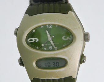 Retro Dual Time Chronograph Watch - Vintage Travel Timepiece