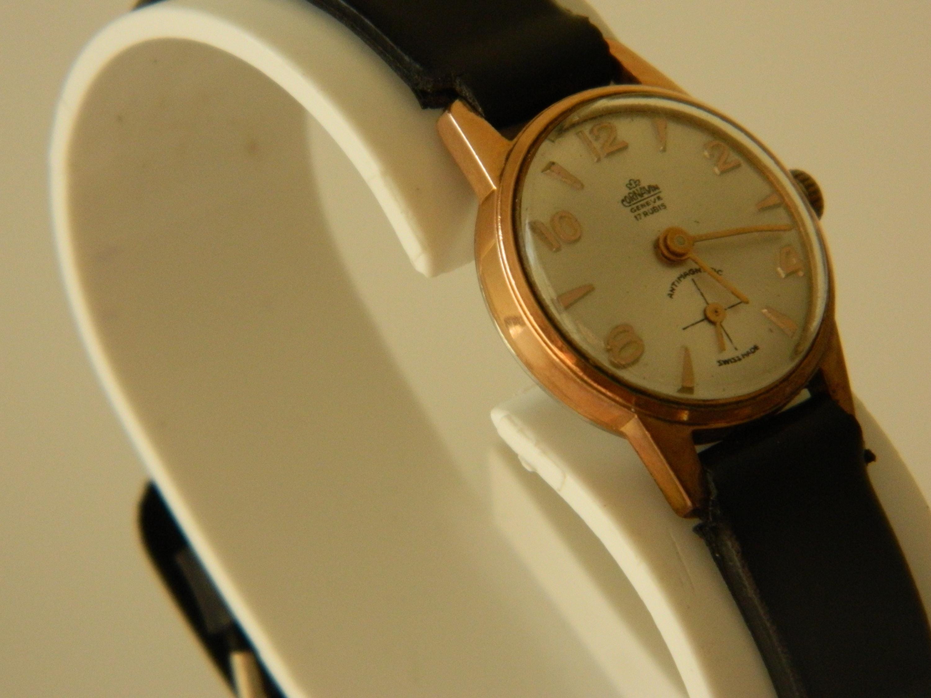 Vintage Cornavin Genève 17 Jewels Ladies Wristwatch – Swiss Made
