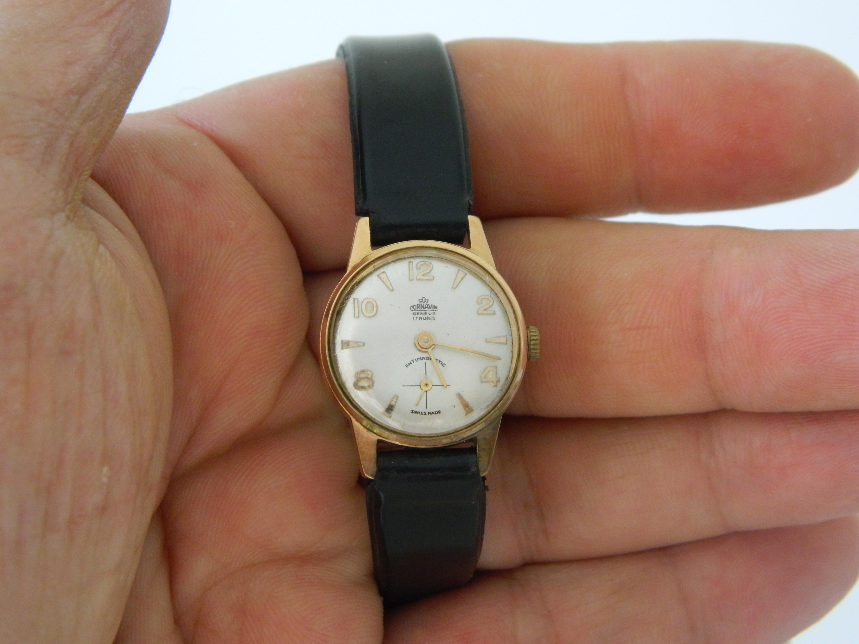 Vintage Cornavin Genève 17 Jewels Ladies Wristwatch – Swiss 