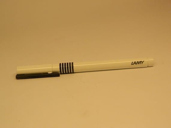 LAMY ボールペン　記念品　中古　LAMY white pen 廃盤　レア　p Old Style Lamy White Pen Rollerball White Black / W.germany