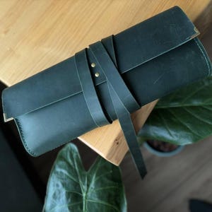 Large BRUSH ORGANIZER, Leather paint brush holder, artist brush roll