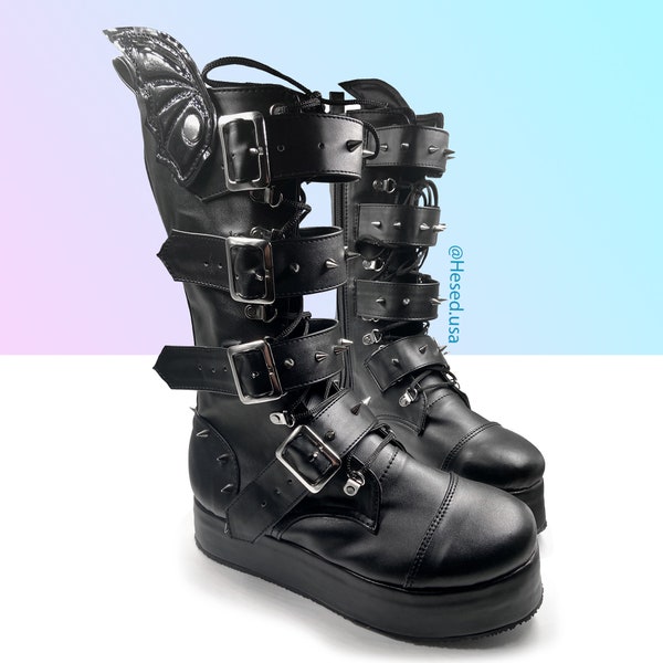 Vampir Stiefel | Plateau Stiefel mit Flügeln, Gothic Schuhe, vegane und handgefertigte hohe Stiefel mit abnehmbaren Flügeln vollständig anpassbar bunt