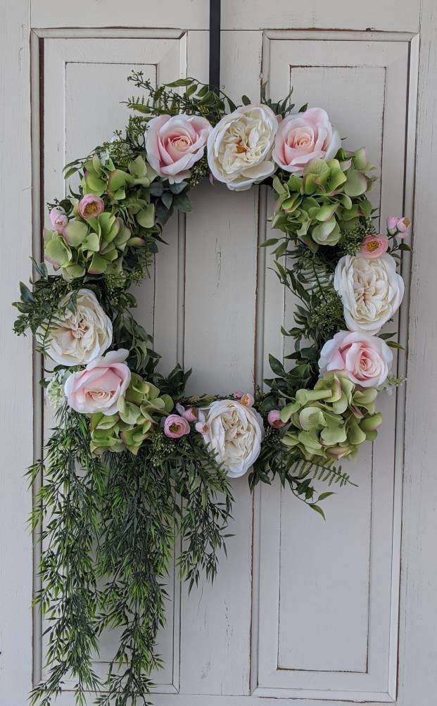 Idyllic 20" White Sunflower Artificial Pumpkins Fall Wreath
