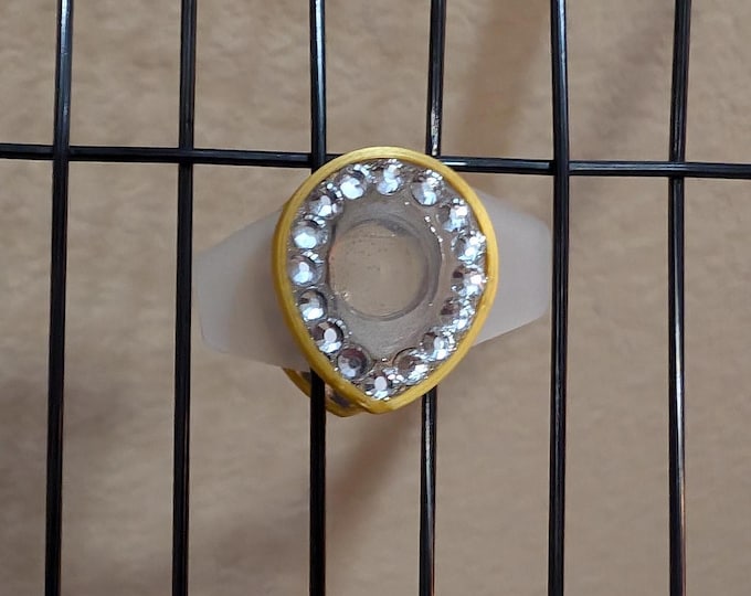 Tennis Racket Vibration Dampener: Gold Trim with Gems