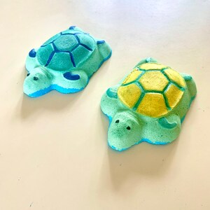 Turtle Bath Bomb – Sweet Vanilla Vegan Moisturizing Bath Fizzy image 7