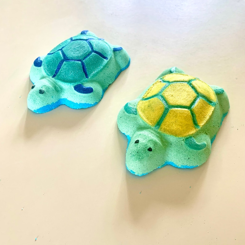 Turtle Bath Bomb – Sweet Vanilla Vegan Moisturizing Bath Fizzy image 7
