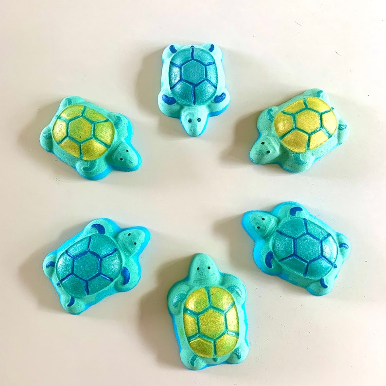 Turtle Bath Bomb – Sweet Vanilla Vegan Moisturizing Bath Fizzy image 2