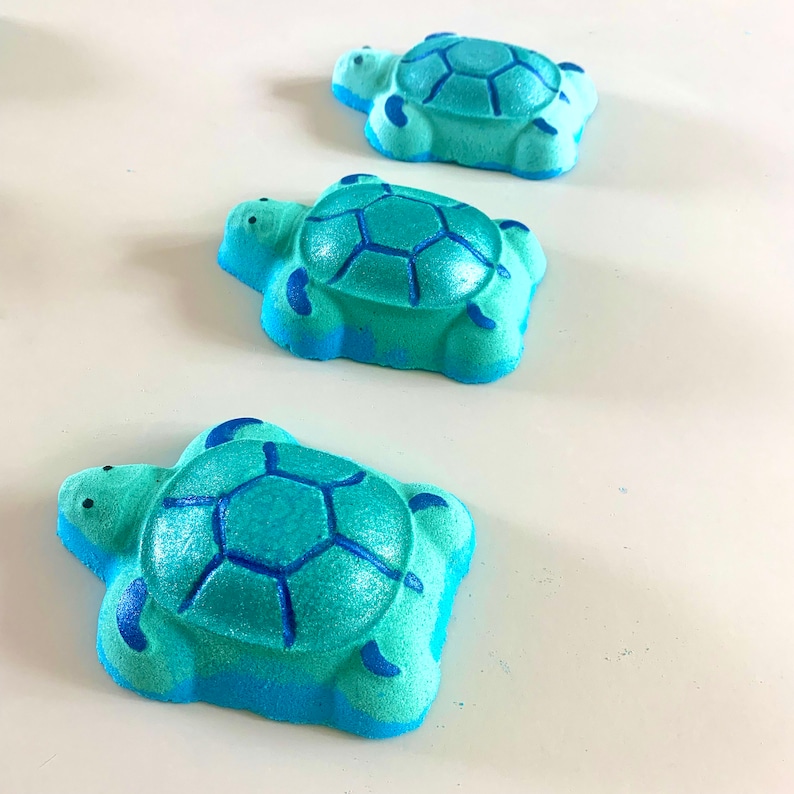 Turtle Bath Bomb – Sweet Vanilla Vegan Moisturizing Bath Fizzy image 5