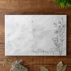 Planche à découper personnalisée en marbre massif pour la fête des mères, planche à fromages imprimée sur mesure, branches florales