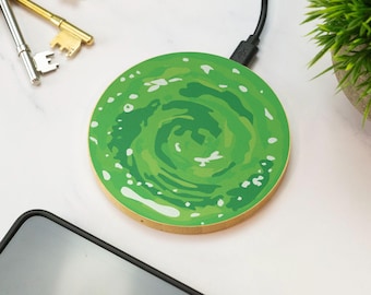 Green Portal Wireless Charger Wooden Sci Fi Vortex Gaming Cosmic Space Desk Accessory Gift