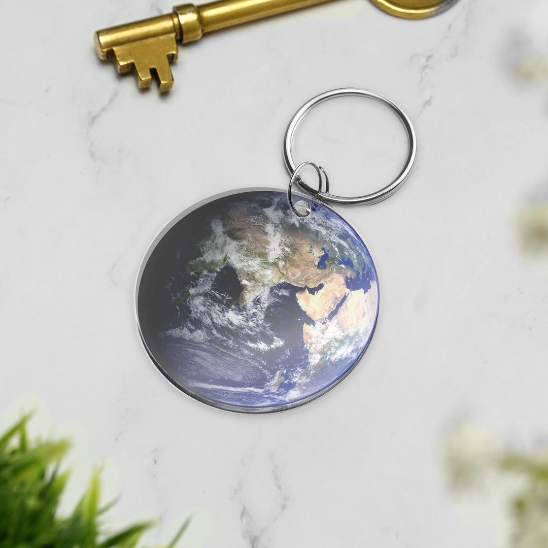 Earth Keyring – Planet Earth Acrylic Keychain, Space Themed Keyring ...
