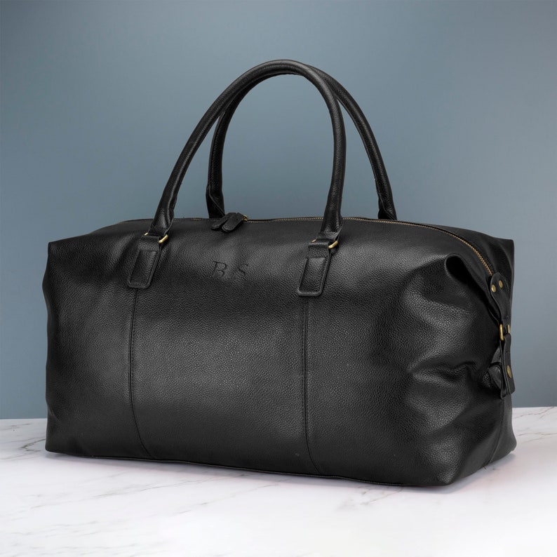 Personalisierte Herren Leder Reisetasche Schwarz oder Braun 30 Liter Wochenend-Reisetasche bestickt mit Initialen Bild 2