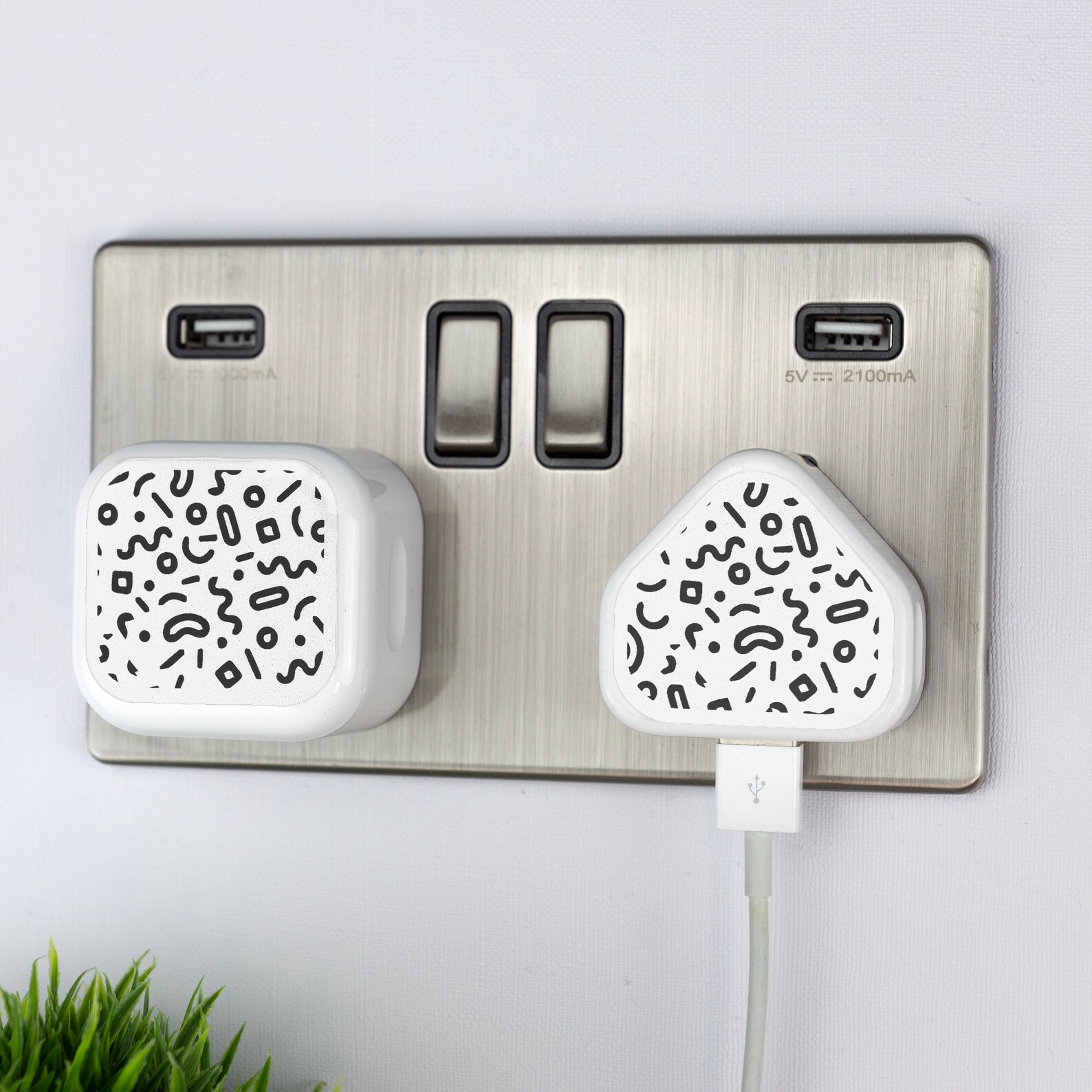 Vinyl Plug Sticker Retro 80s Custom Charging Point - Etsy Canada