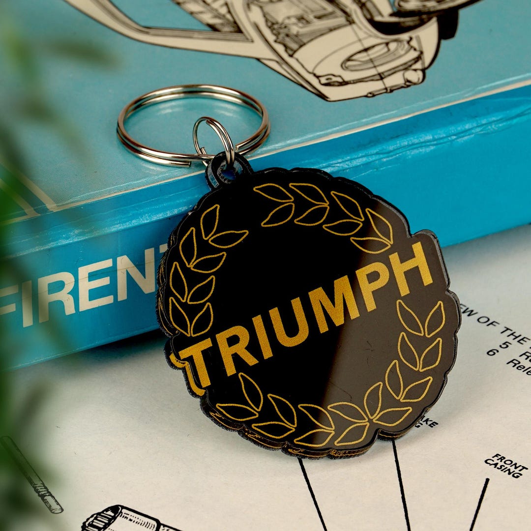 Triumph Ribbon Key Chain Triumph Wreath Badge Keyring Classic British Car Keychain OFFICIAL ...