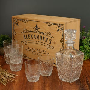 Personalised Whiskey Decanter Set Complete with Custom Printed Box Home Bar Mancave Groomsman Best Man Drink Set Design 4