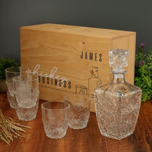 Personalised Whiskey Decanter Set Complete with Custom Printed Box Home Bar, Mancave, Groomsman, Best Man Drink Set Design 2