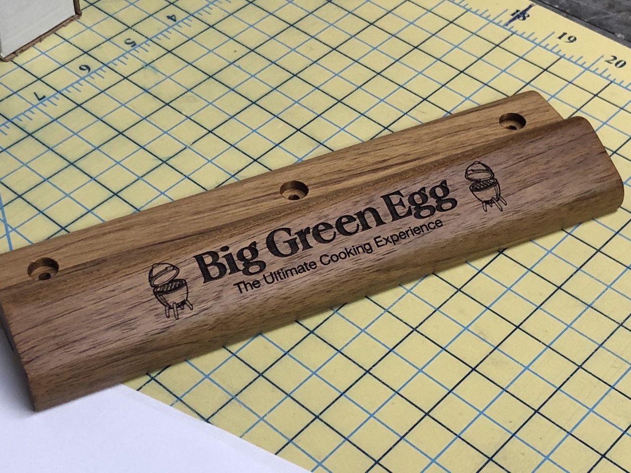 Big Green Egg Cutting Board - Solid Teak w/ Logo