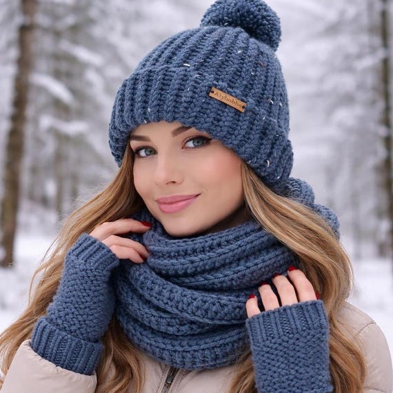Hat Scarf Glove Set Women, Chunky Hand Knit Scarf & Bobble  display picture 3
