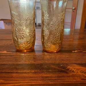 Vintage Anchor Hocking amber daisy vases