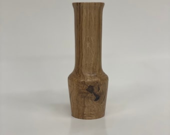 Jarrón de madera convertido a mano para flores secas