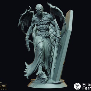 Ancient Vampire Lord - A Feast of Blood - Highly Detailed Resin 8k 3D Printed Miniature