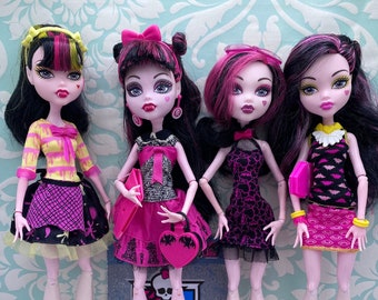 Monster High Dolls for Collectors, OOAK Repaints, Playing - Draculaura Art Class, Picture Day, Roadster and Creepateria