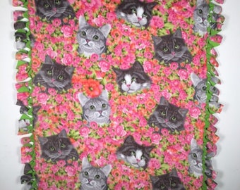 Handmade Dog & Cat Fleece Pet Blanket