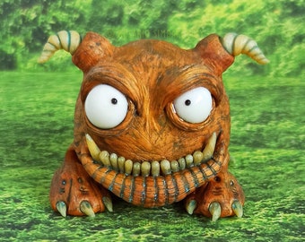 Custom golden Devil Toad Frog weird creepy cute sculpture. Funny room decor original monster creature art figurine