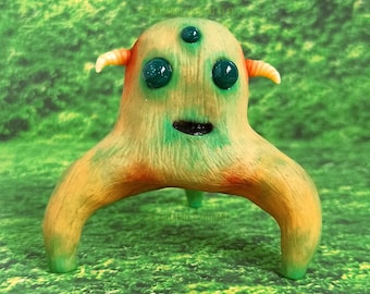 Sea Shell Weird Creepy Cute Fantasy Creature Figurine. Original Art ...